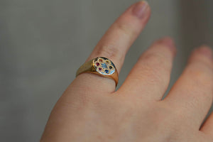 Signet Ring - Yellow Gold with Rainbow Sapphires