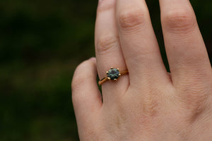 Vesta Ring - 18ct Yellow Gold with Green Sapphire