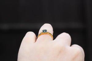 Mira Ring - 18ct Yellow Gold with Green Sapphire and Diamonds