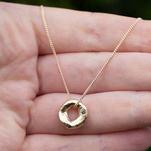 Circle Pendant - Yellow Gold with Green Sapphire - Small