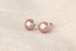 Button Pearl Studs - Natural - 7mm