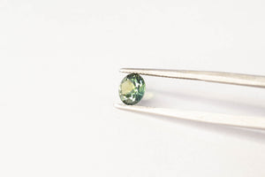 6mm 1.0 carat Round-Cut Green Pharoah Eye Sapphire