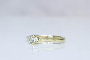 Seed Ring - 14ct Yellow Gold with White Diamond