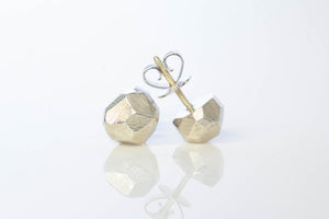 Boulder Studs - White Gold