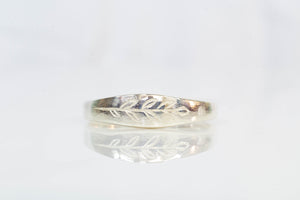 Leaf Signet Ring