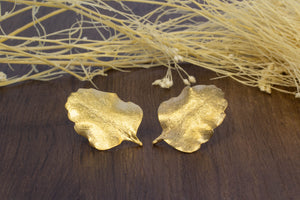 Tawhai Raunui (Red Beech) Leaf Stud Earrings - Gold Plated