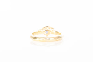 Cybele Ring - 14ct Yellow Gold with Ceylon Sapphire