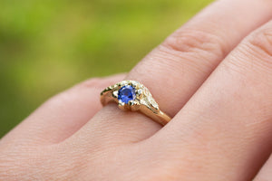 Cybele Ring - 14ct Yellow Gold with Ceylon Sapphire