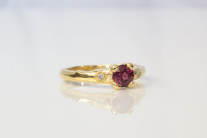 Mira Ring - 18ct Yellow Gold with Ruby and Diamonds