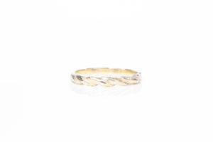 Twist Band