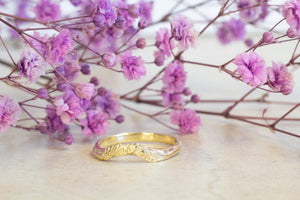 Rhea Fitted Band - Yellow Gold