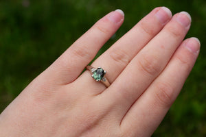 Eos Ring - 14ct White Gold with Green Sapphire