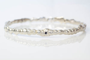 Annui Bangle with Sapphires - Sterling Silver