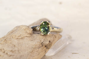 Eos Ring - 14ct White Gold with Green Sapphire
