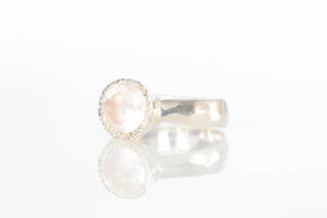 Eluo Ring - Sterling Silver with Rose Quartz