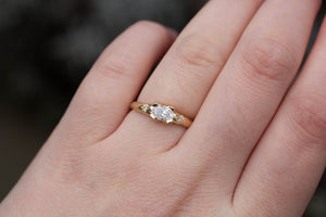 Argus Ring - 9ct Yellow Gold with Lab-Grown Diamonds