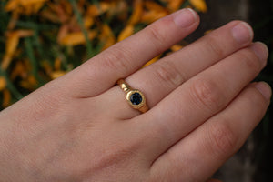 Spring Ring - 18ct Yellow Gold with Blue Sapphire