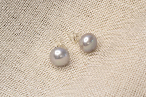 Button Pearl Studs - Silver - 8-9mm