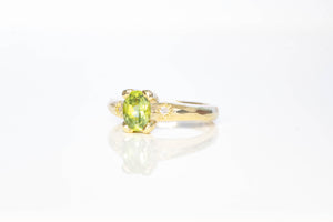 Eos Ring - 9ct Yellow Gold with 1.125ct Yellow-Green Sapphire