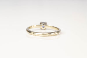 Droplet Ring - 14ct White Gold with Ceylon Sapphire