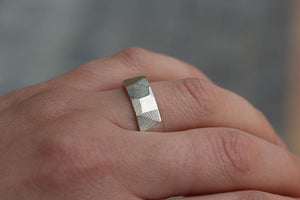 Faceted Band - Medium - White Gold