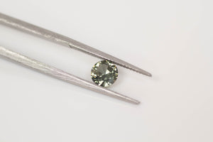 5.6mm 0.89 carat Round-Cut Sapphire
