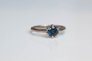 Vesta Ring - White Gold with Teal Sapphire