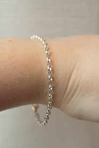 Medium Oval Link Chain Bracelet - Sterling Silver