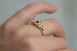 Torci Ring - Yellow Gold with Garnet & Diamonds