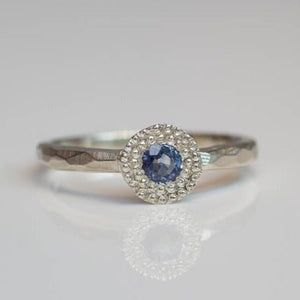 Pelagus Ring - White Gold with Sapphire