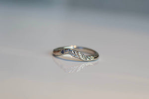 Rhea Fitted Band - White Gold with Sapphire