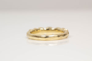 Boulder Ring - Yellow Gold with Sapphires