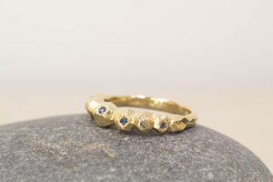 Boulder Ring - Yellow Gold with Sapphires