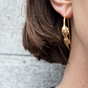 Kowhai Seed Pod Earrings - Gold Plated