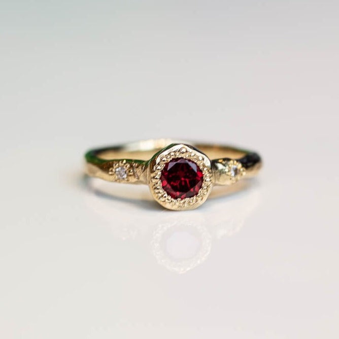 Neve ring - Yellow Gold with Garnet and Diamonds – Sophie Divett Jewellery