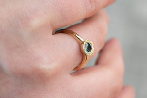 Pelagus Ring - Yellow Gold with Teal Sapphire