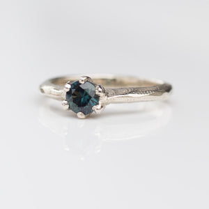 Pura ring - 14ct white gold, set with a 5mm teal Australian Sapphire